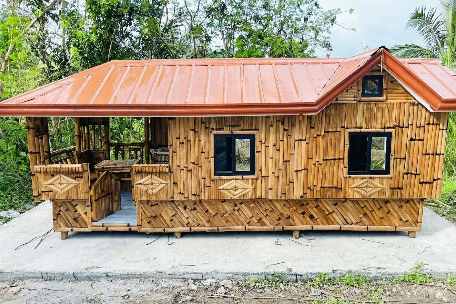 MODERN BAHAY KUBO "JENNY"