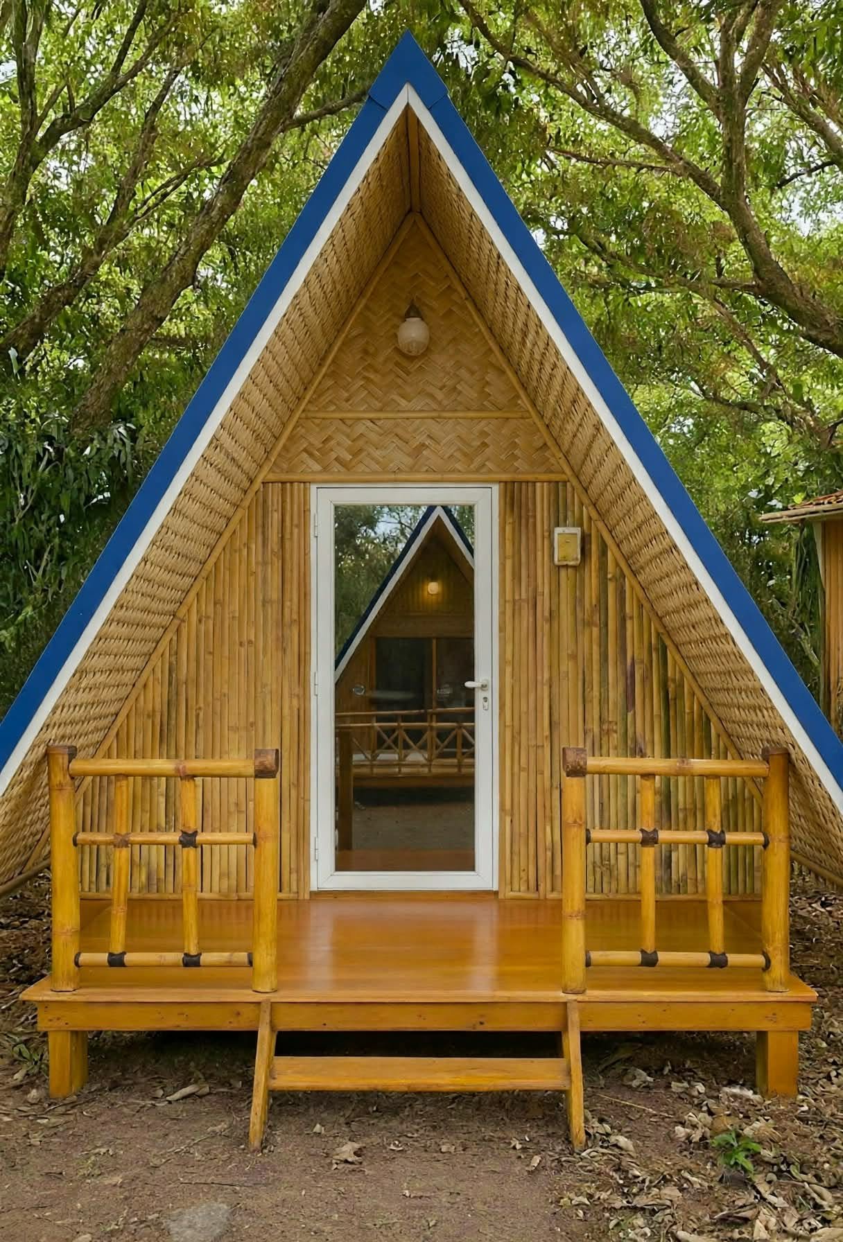 MODERN TEPEE A-FRAME - BAMBOO EXTERIOR DESIGN